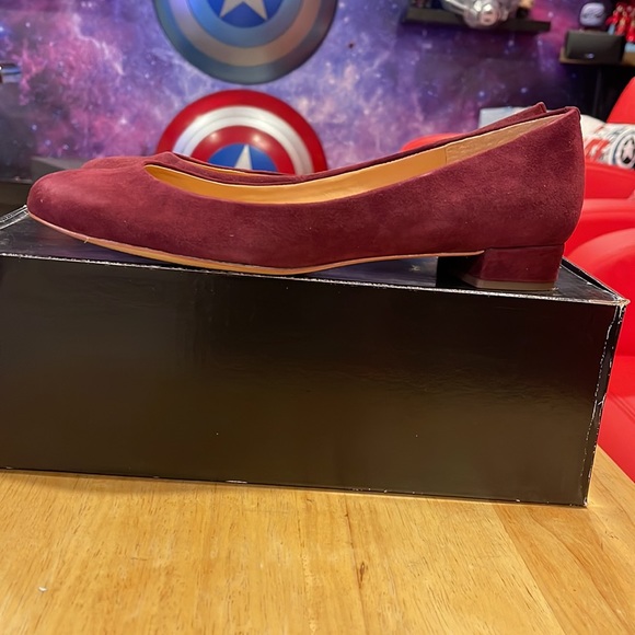 J. Crew Lily Suede Covered Heel Flats Size 9 Cranberry Wine Color - Picture 1 of 5